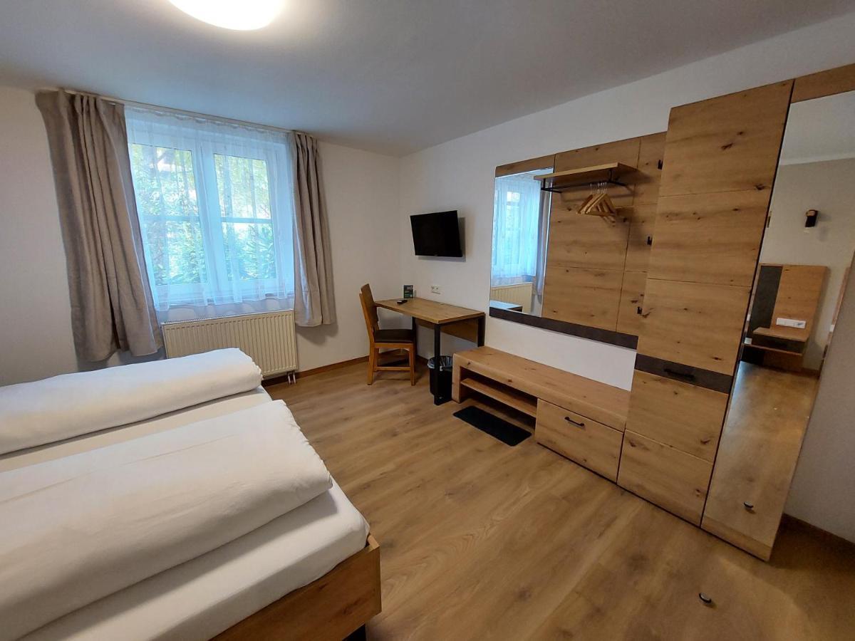 Landgasthof Mörsbergei Hotell Bubenreuth Exteriör bild