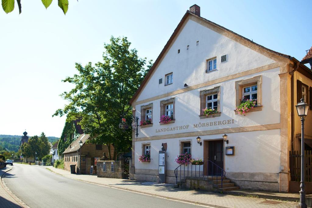 Landgasthof Mörsbergei Hotell Bubenreuth Exteriör bild